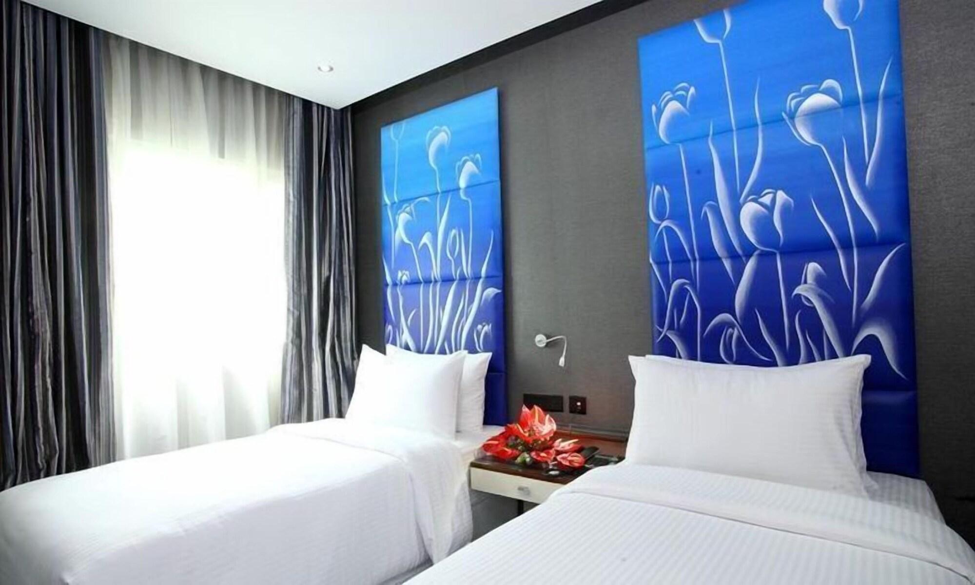 Hotel The Spring Chennai Exterior foto