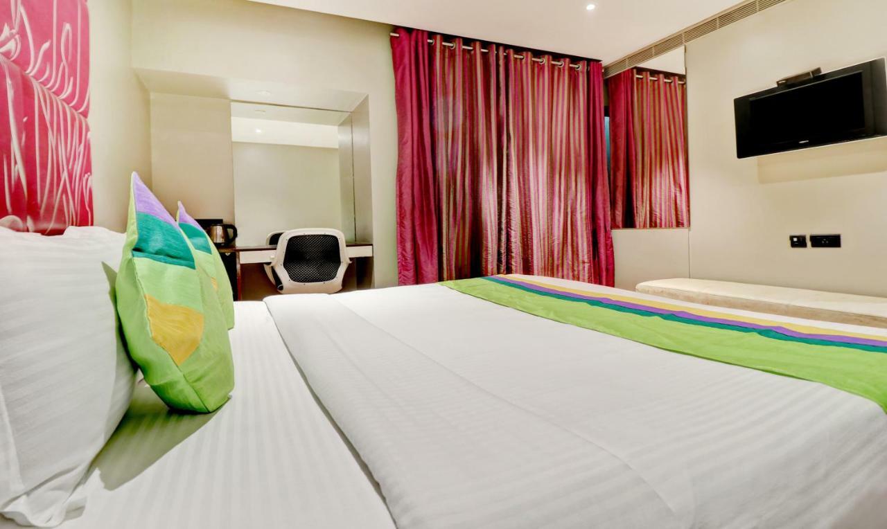 Hotel The Spring Chennai Exterior foto